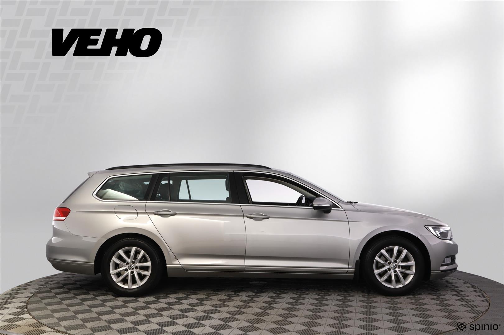 Volkswagen Passat 2015, kuva 6/29