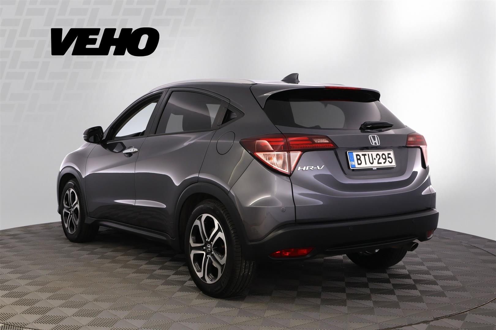 Honda HR-V 1,5 Executive CVT 2016, photo 3/35