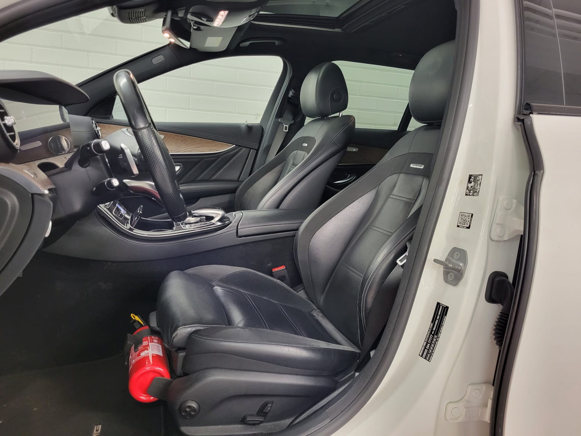 Mercedes-Benz E 2017, photo 4/4