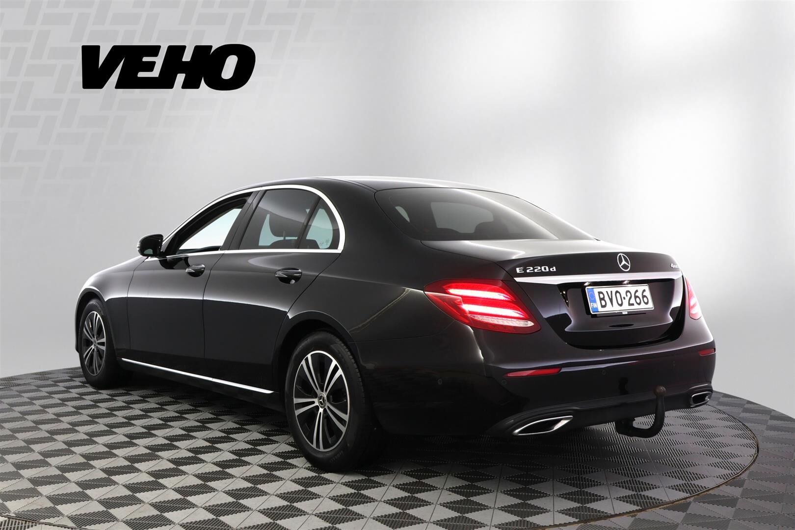 Mercedes-Benz E 2019, bild 3/26