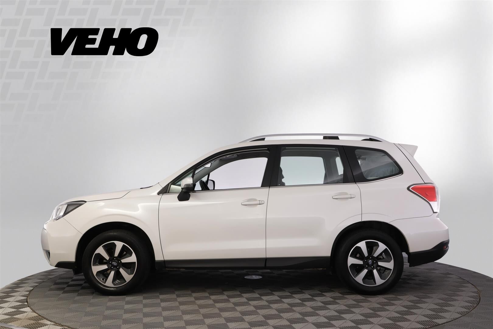 Subaru Forester 2,0i XS CVT Winter 2019, bild 2/36