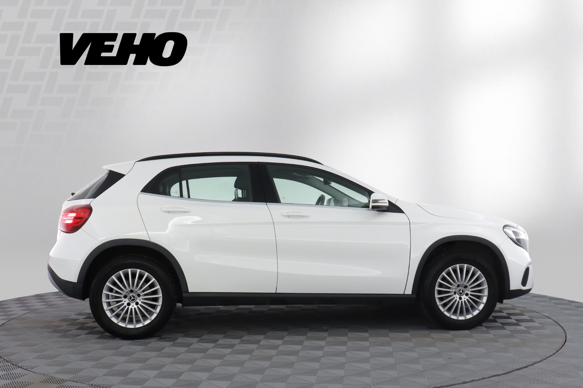 Mercedes-Benz GLA 180 A Premium Business 2019, kuva 6/24