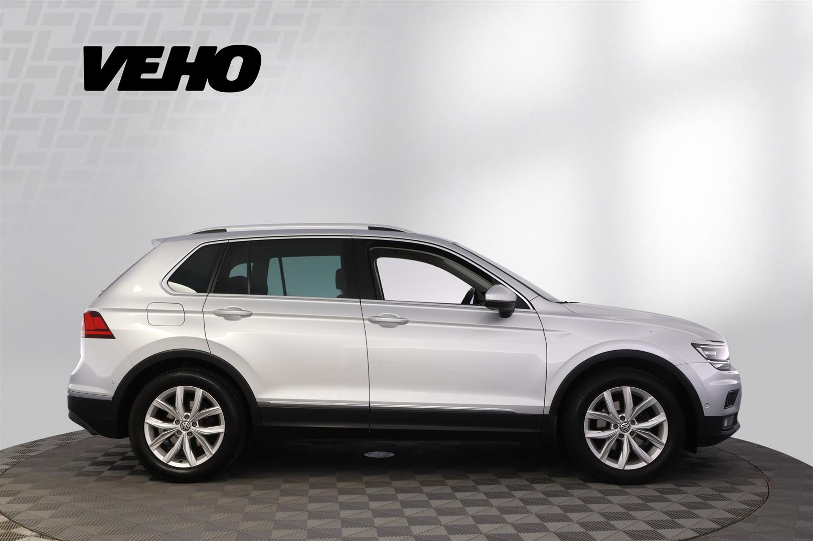 Volkswagen Tiguan 2019, kuva 6/38