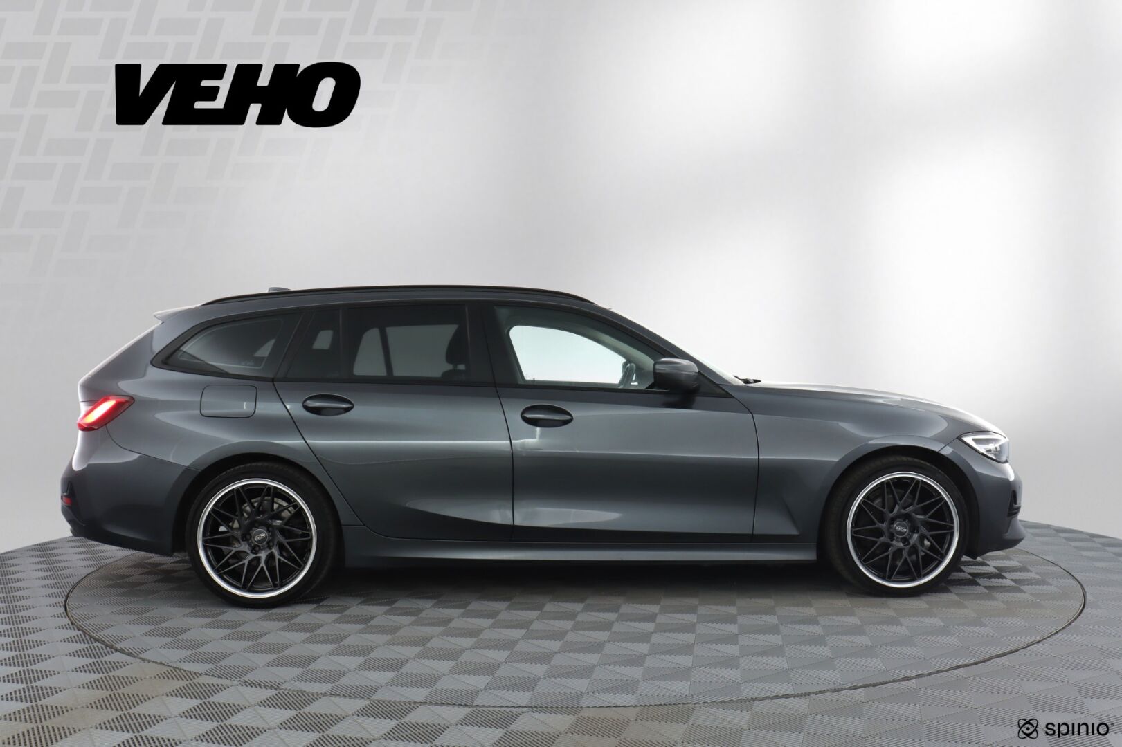 BMW 320 2019, bild 6/21