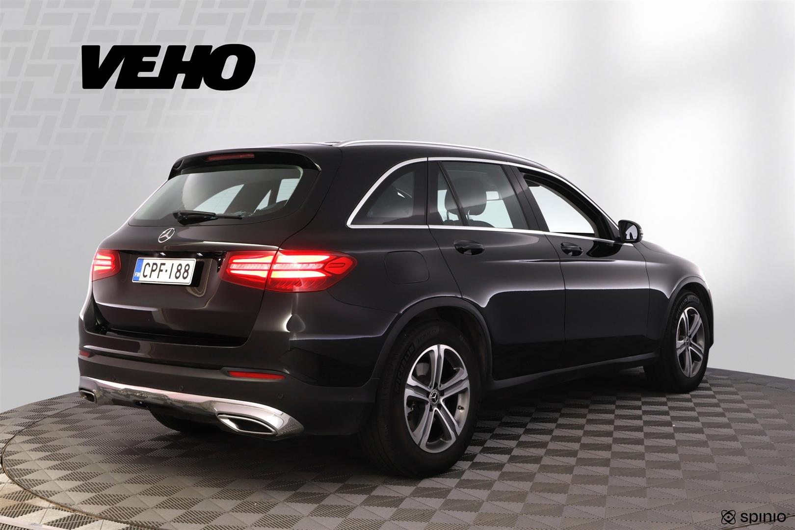Mercedes-Benz GLC 2017, kuva 5/42