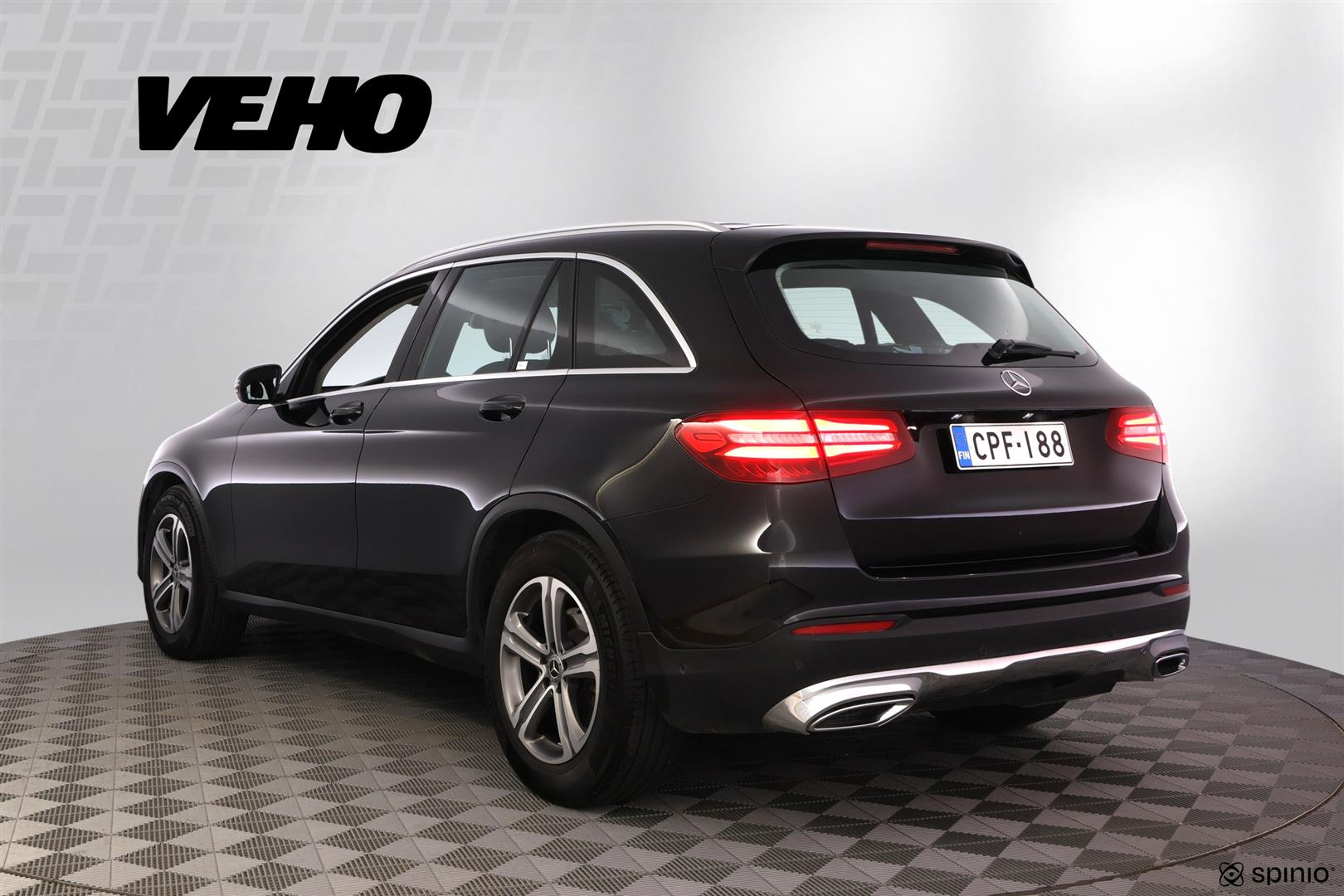 Mercedes-Benz GLC 2017, kuva 3/42
