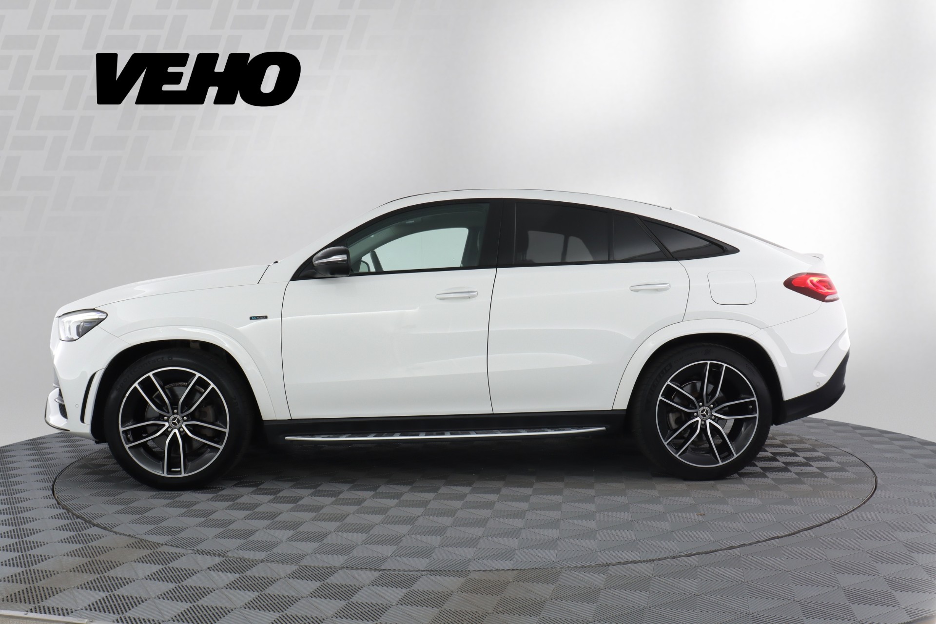 Mercedes-Benz GLE 2021, kuva 2/36
