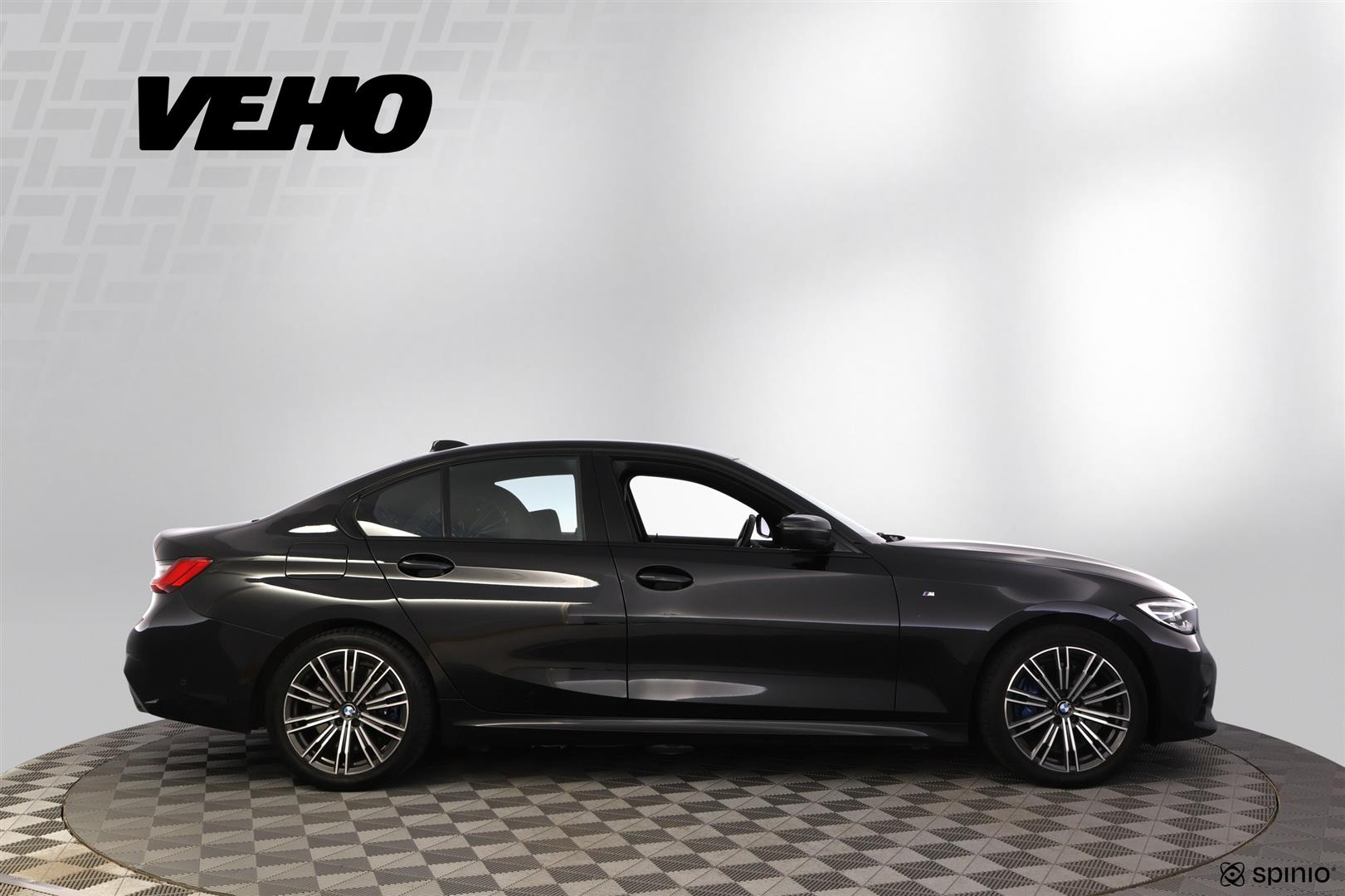BMW 330 2021, photo 6/36