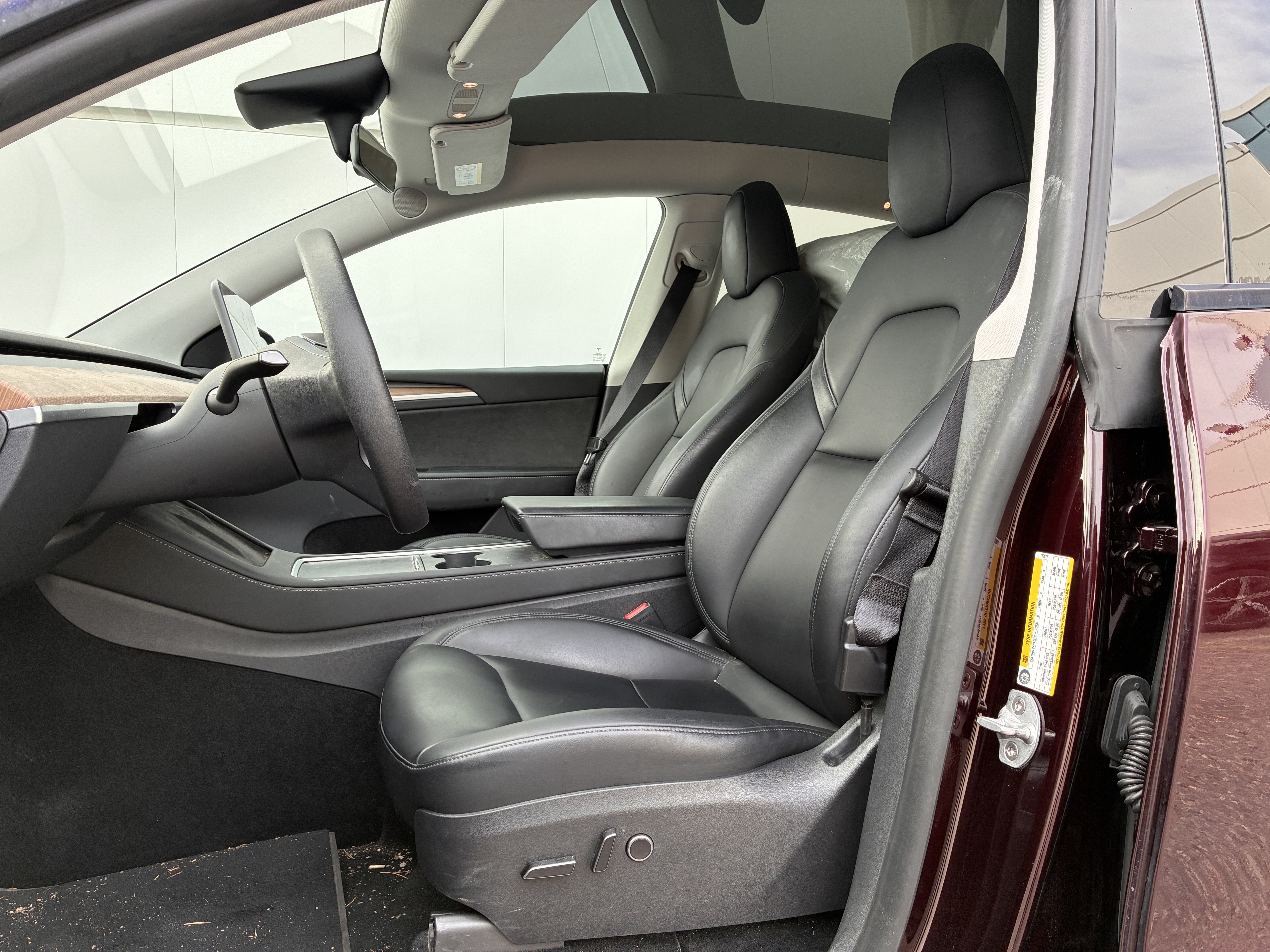 Tesla Model Y Long Range 2023, photo 7/8