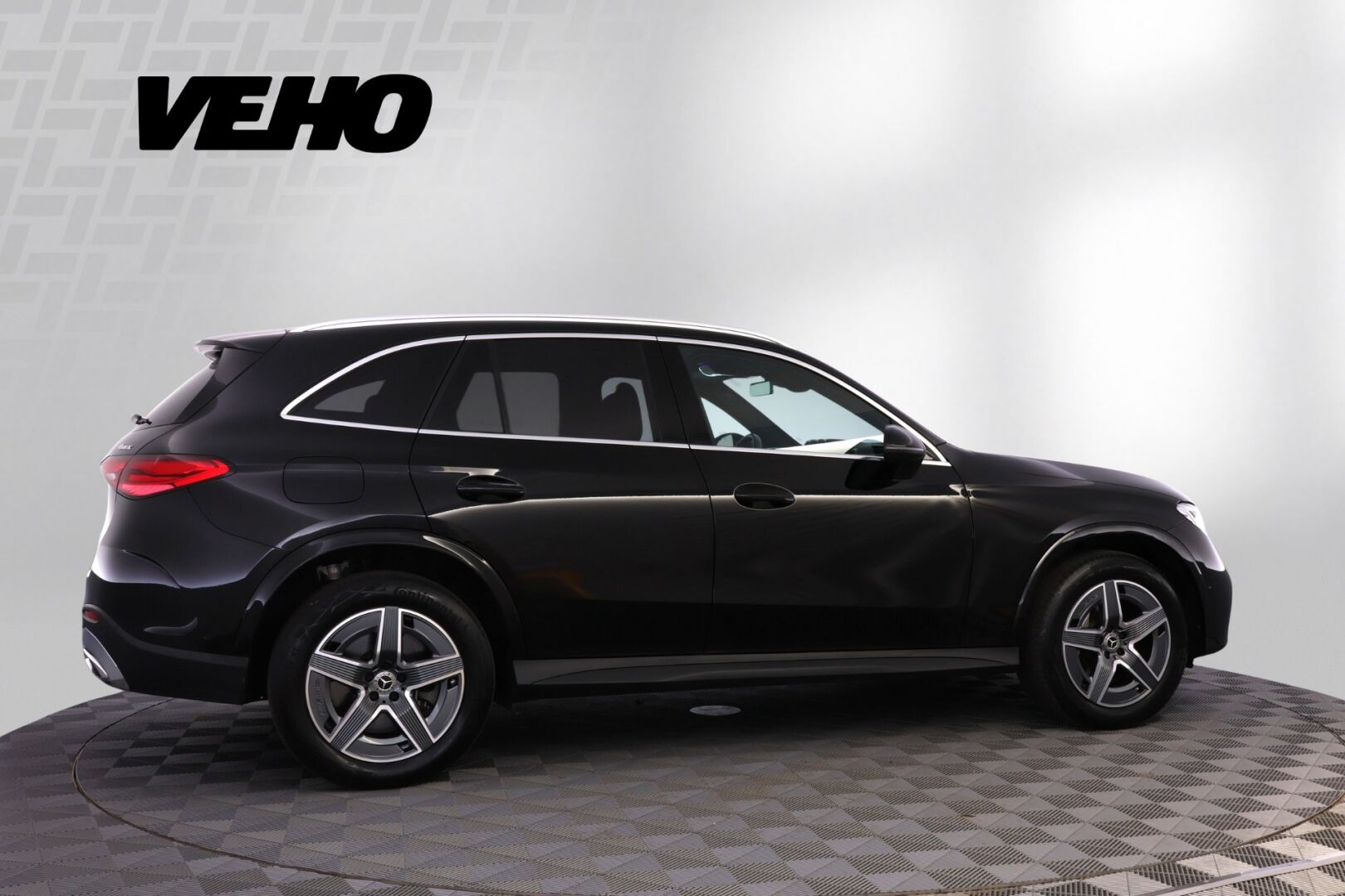 Mercedes-Benz GLC 2024, photo 6/31