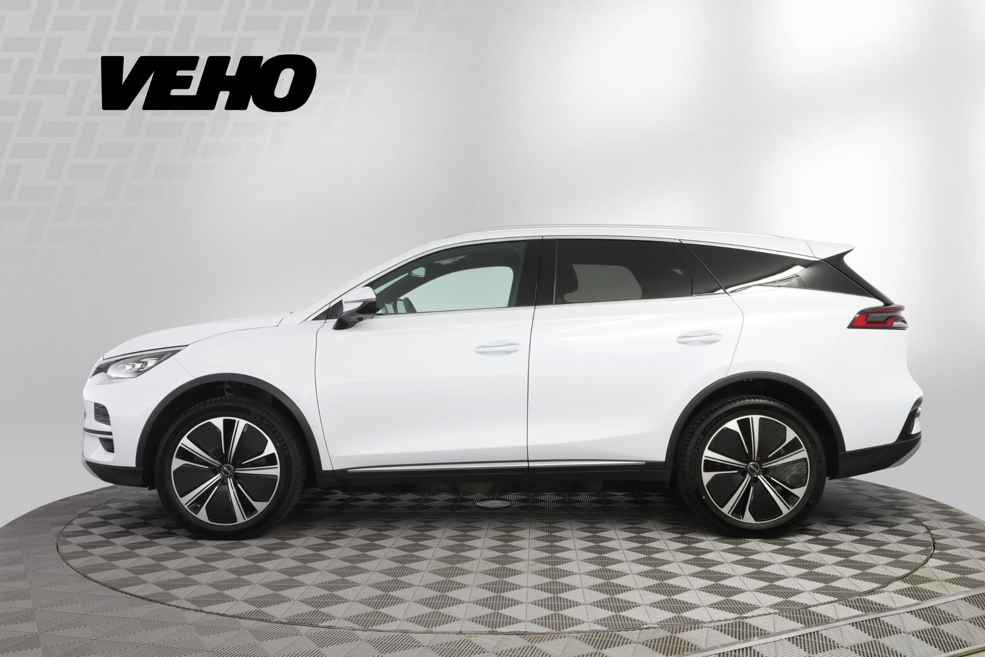 BYD Tang AWD 7Hlö 2025, kuva 2/31