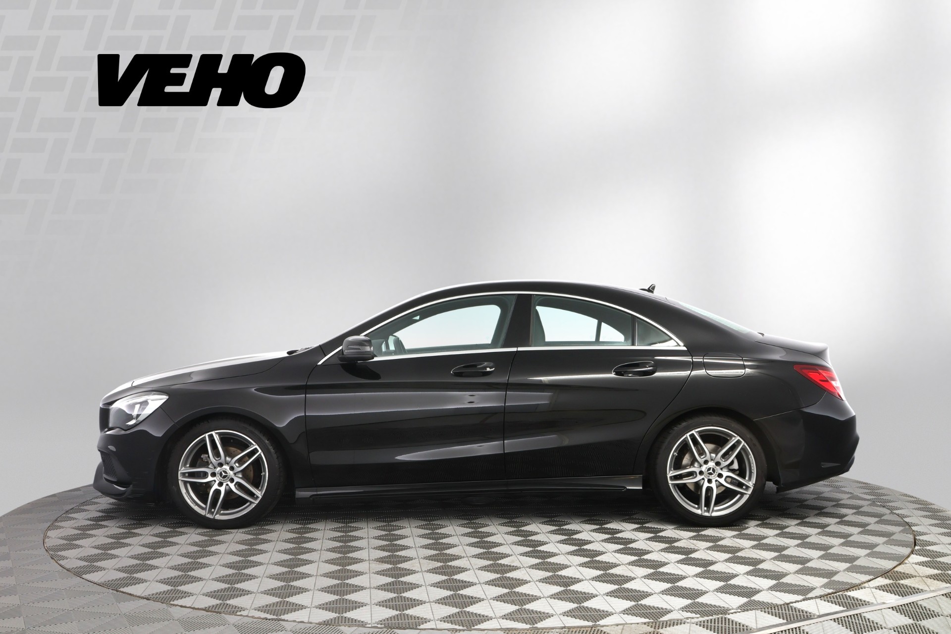 Mercedes-Benz CLA 180 A Business AMG 2017, photo 5/32