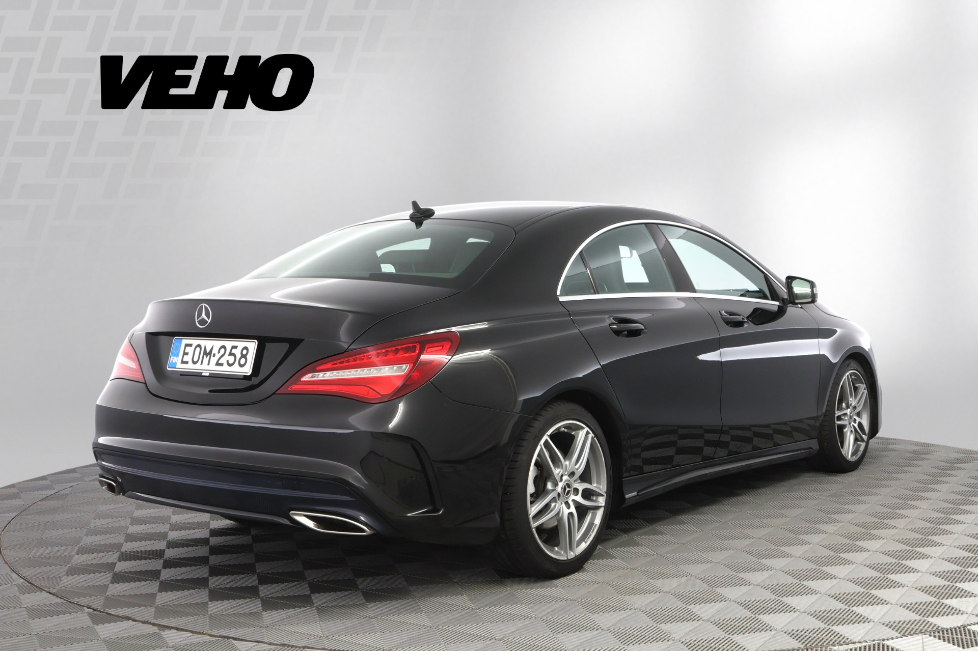 Mercedes-Benz CLA 180 A Business AMG 2017, photo 2/32