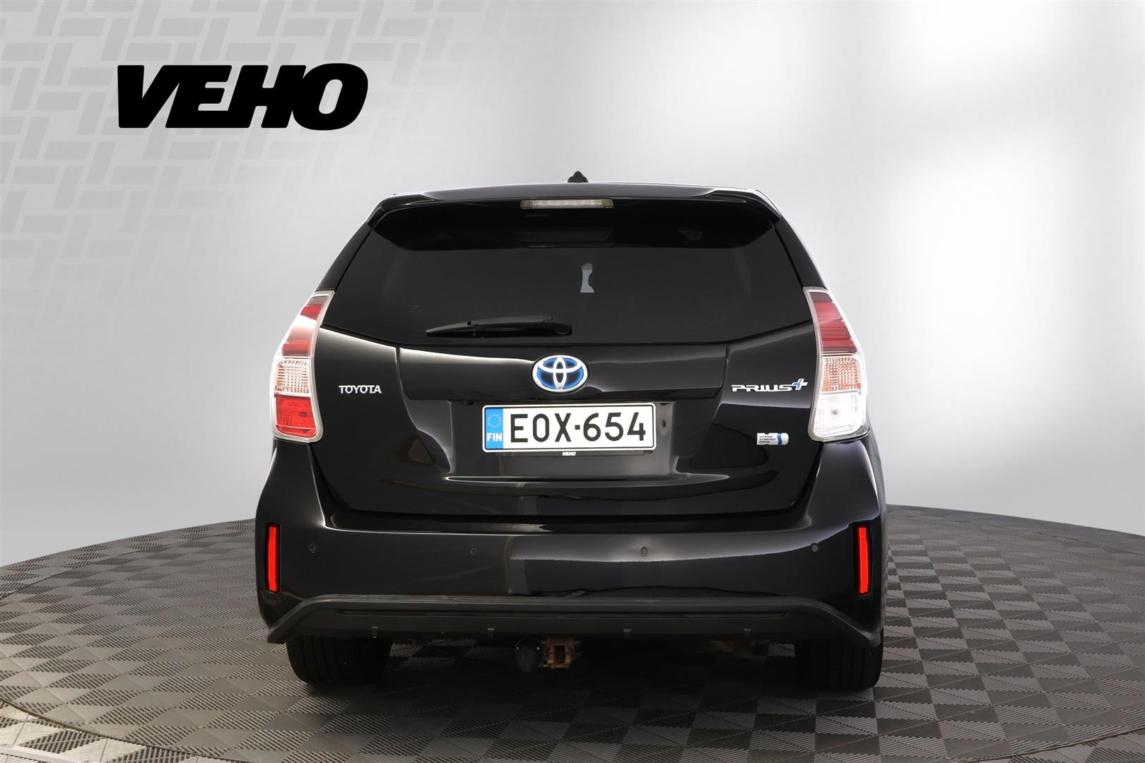 Toyota Prius+ Active 2015, photo 4/37