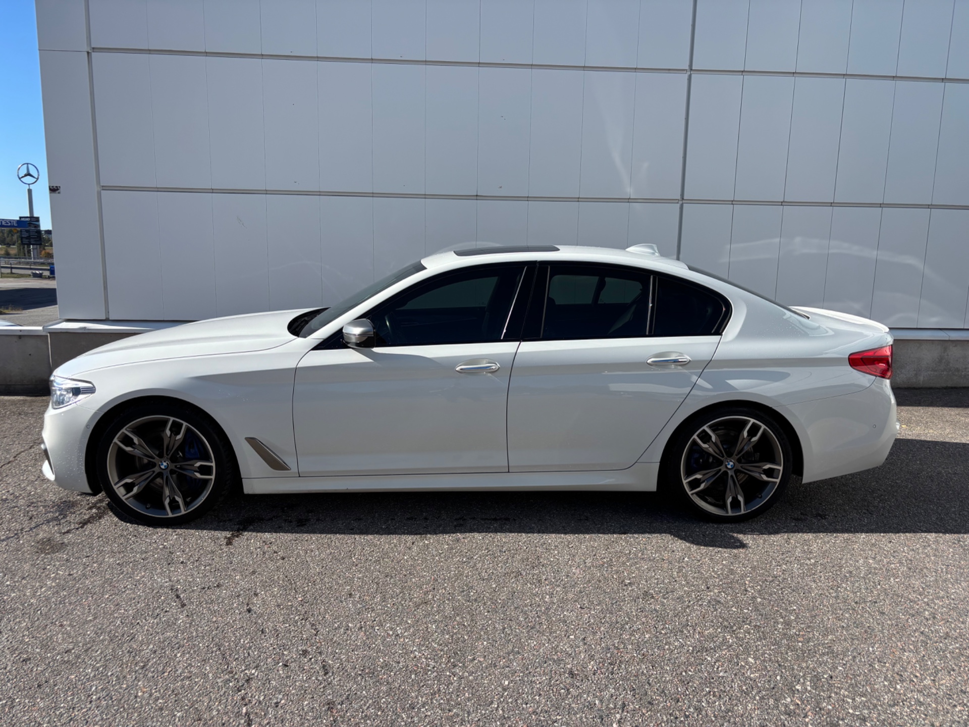 BMW M550d 2018, kuva 2/22