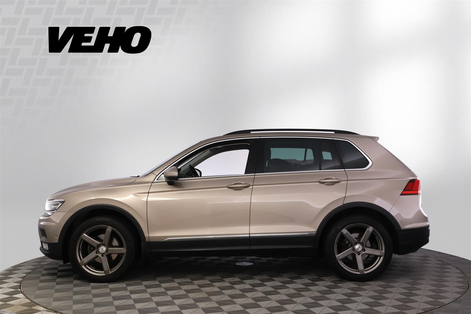 Volkswagen Tiguan 2017, bild 2/35