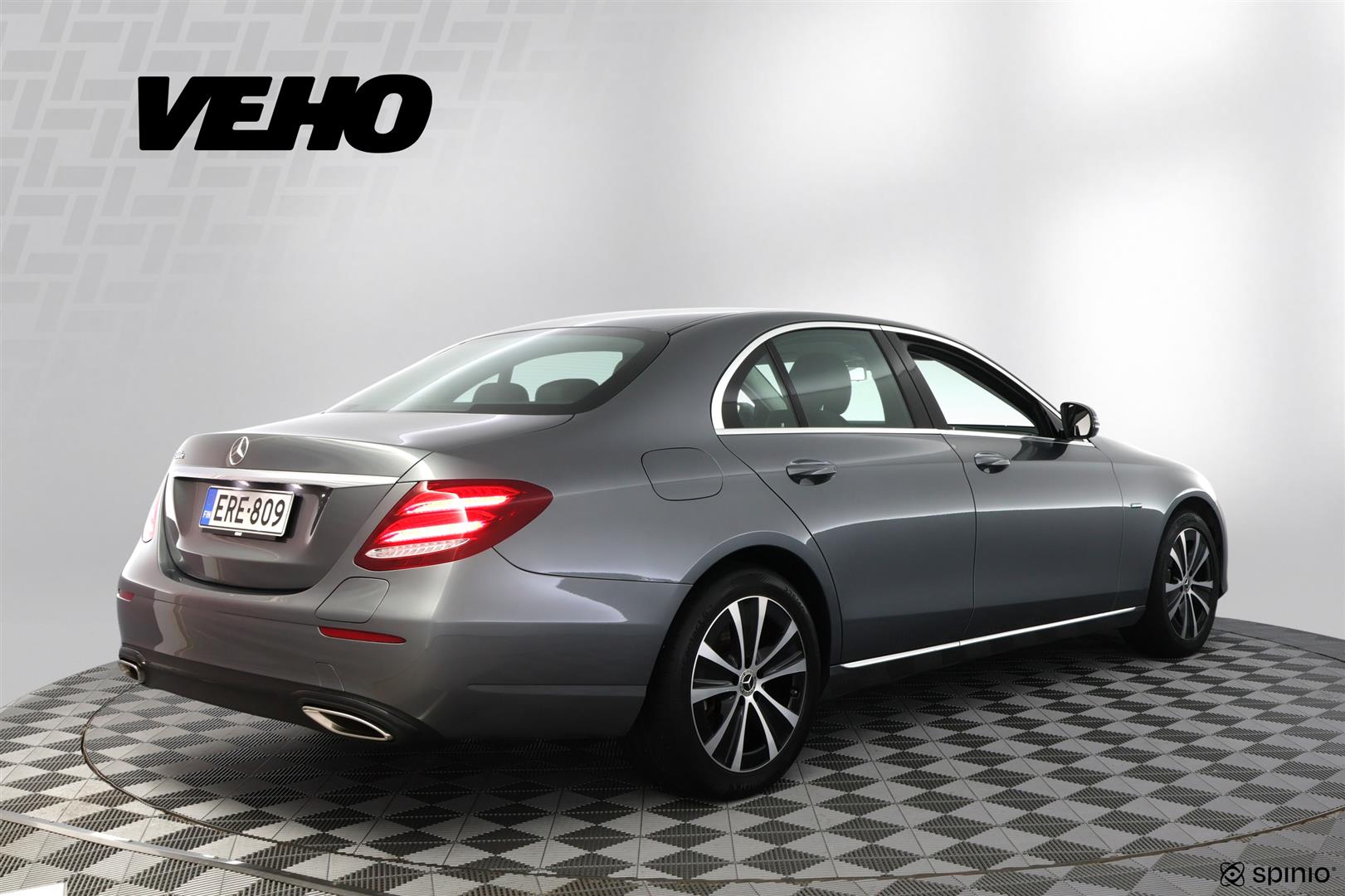 Mercedes-Benz E 2019, photo 5/25