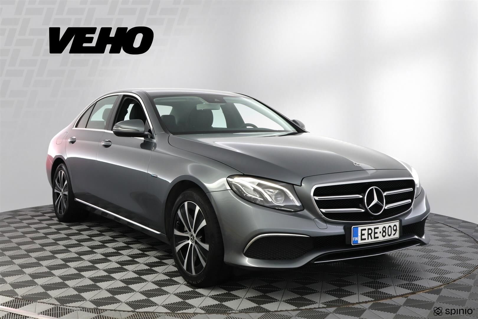 Mercedes-Benz E 2019, bild 7/25