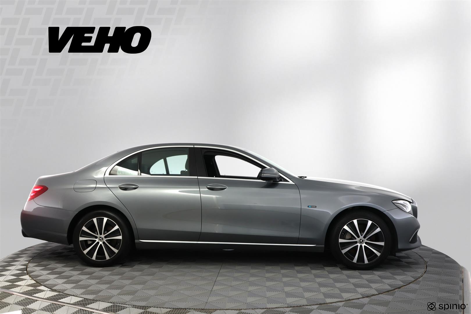 Mercedes-Benz E 2019, photo 6/25