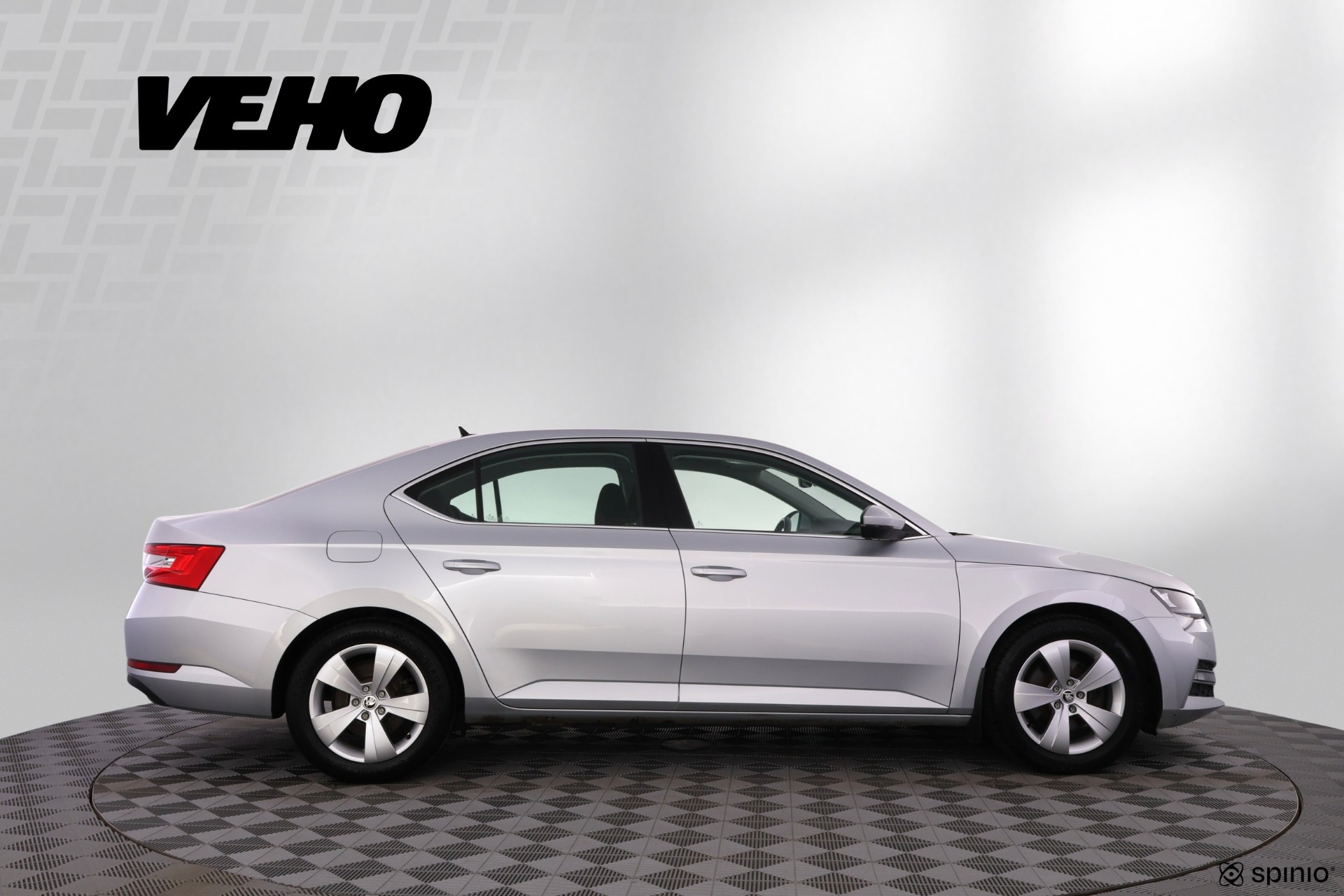 Skoda Superb 2020, kuva 6/28