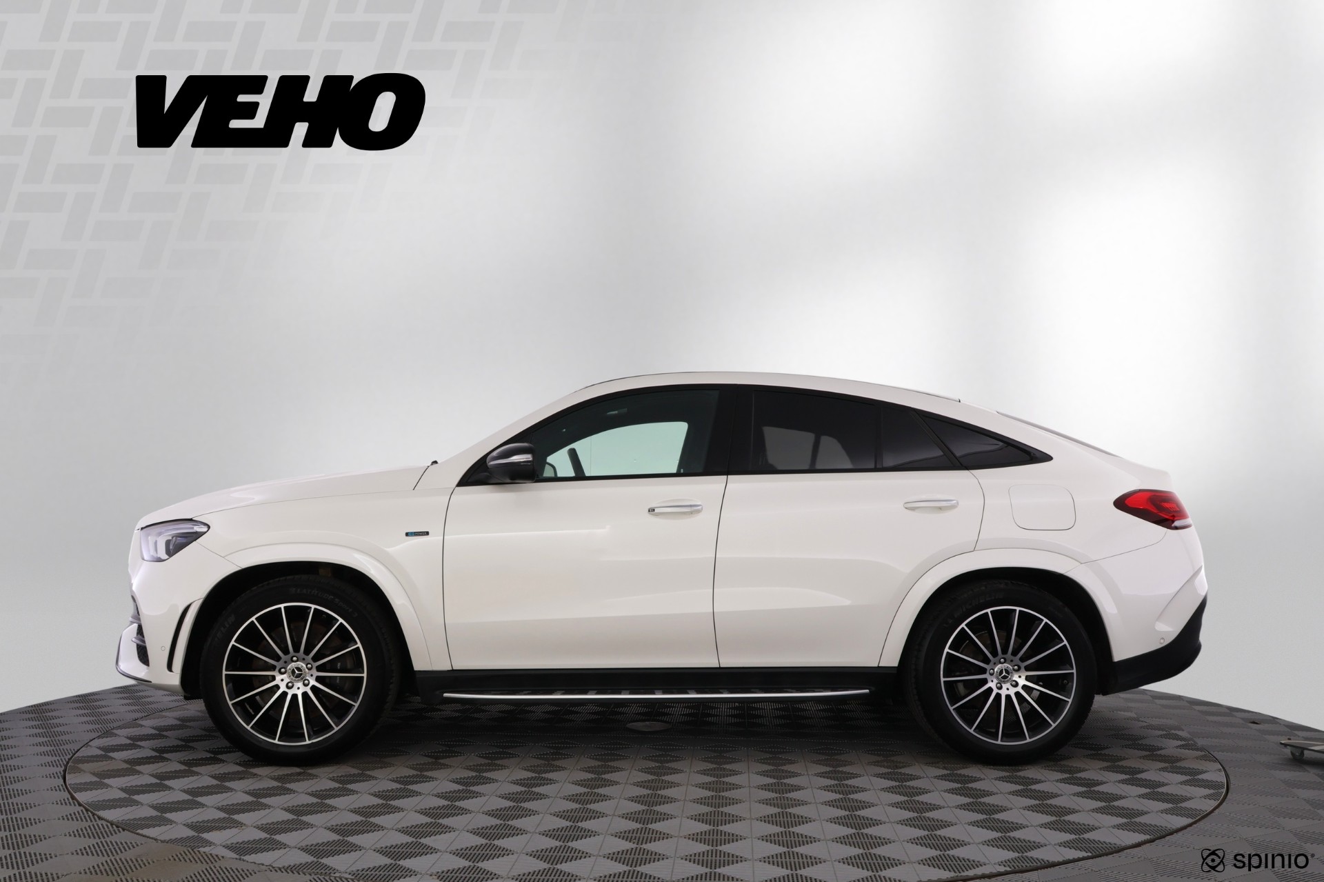 Mercedes-Benz GLE 2020, kuva 2/30