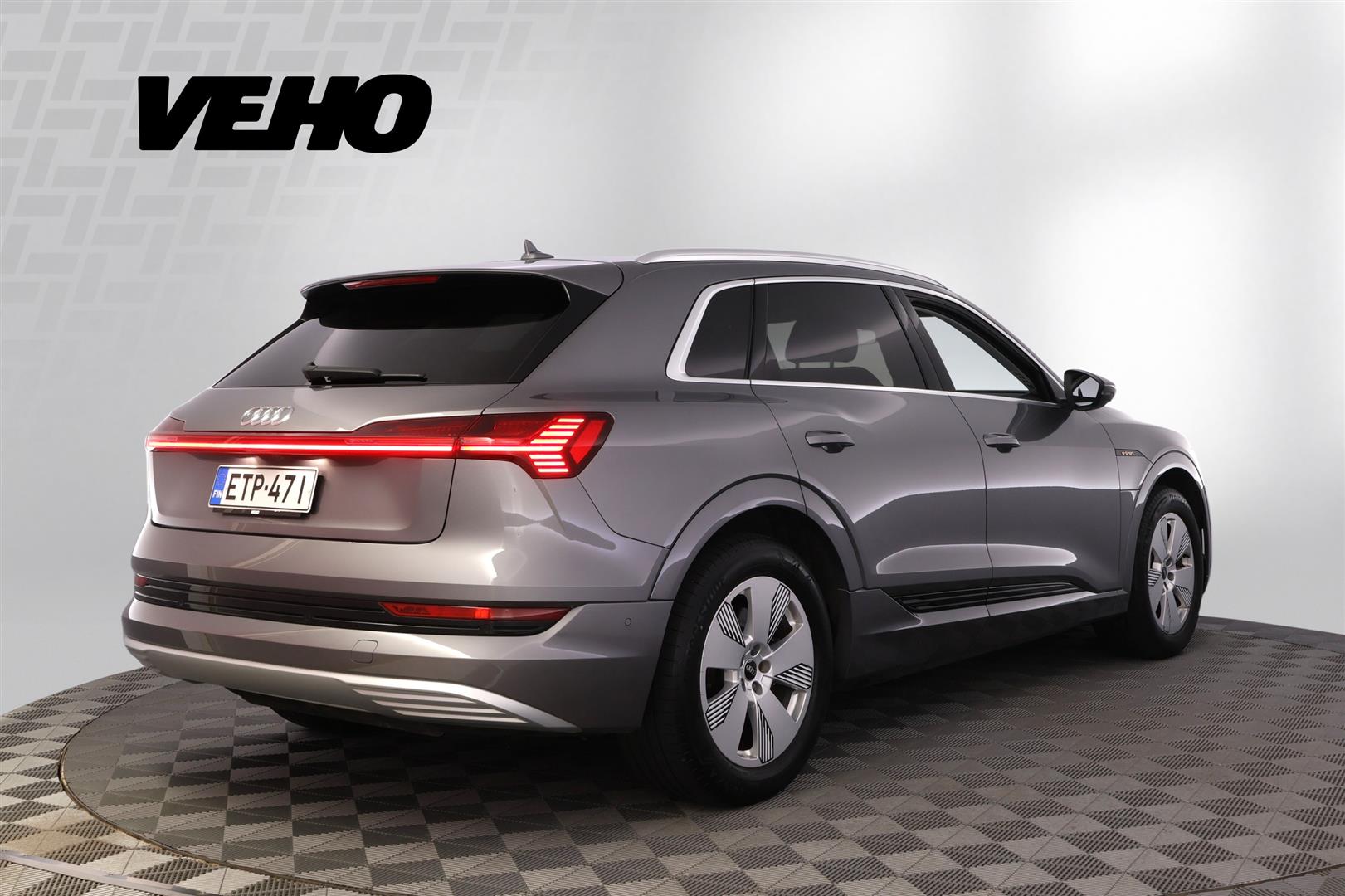 Audi e-tron 50 quattro 2021, photo 5/33