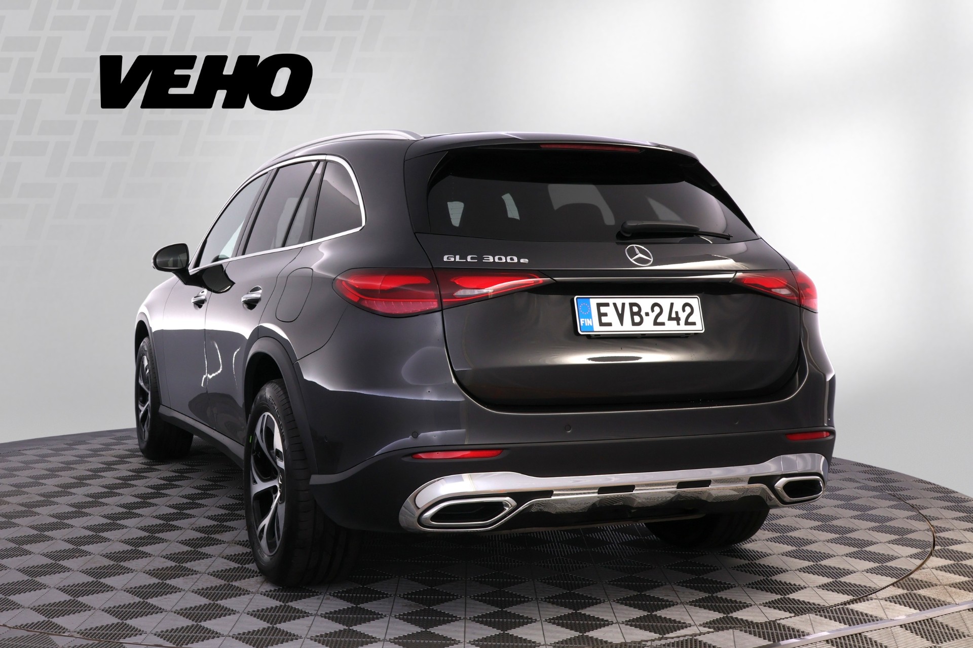 Mercedes-Benz GLC 300 e 4MATIC A Premium 2024, kuva 4/33