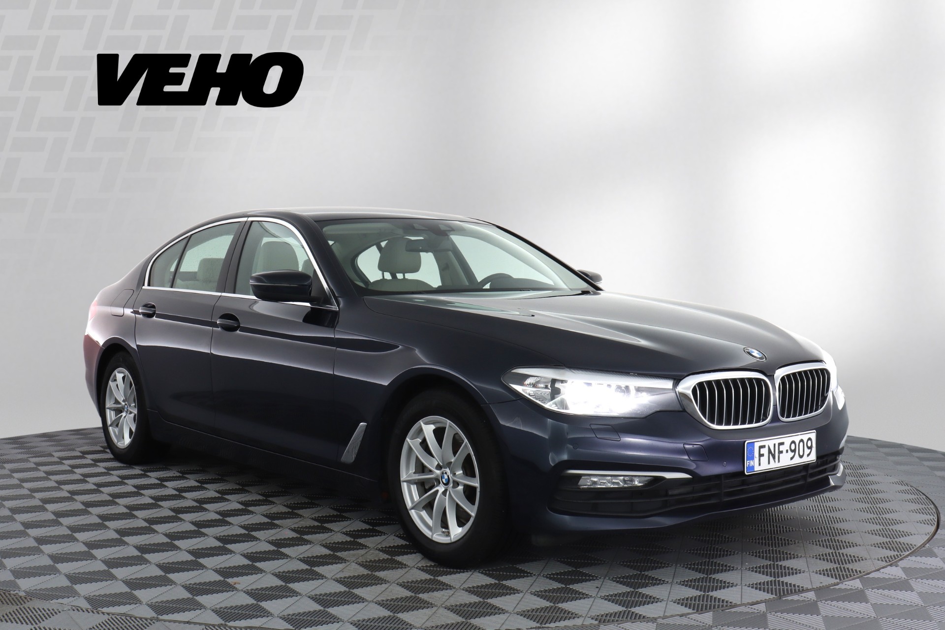 BMW 520 G30 Sedan 520d A xDrive Business 2018, kuva 5/23