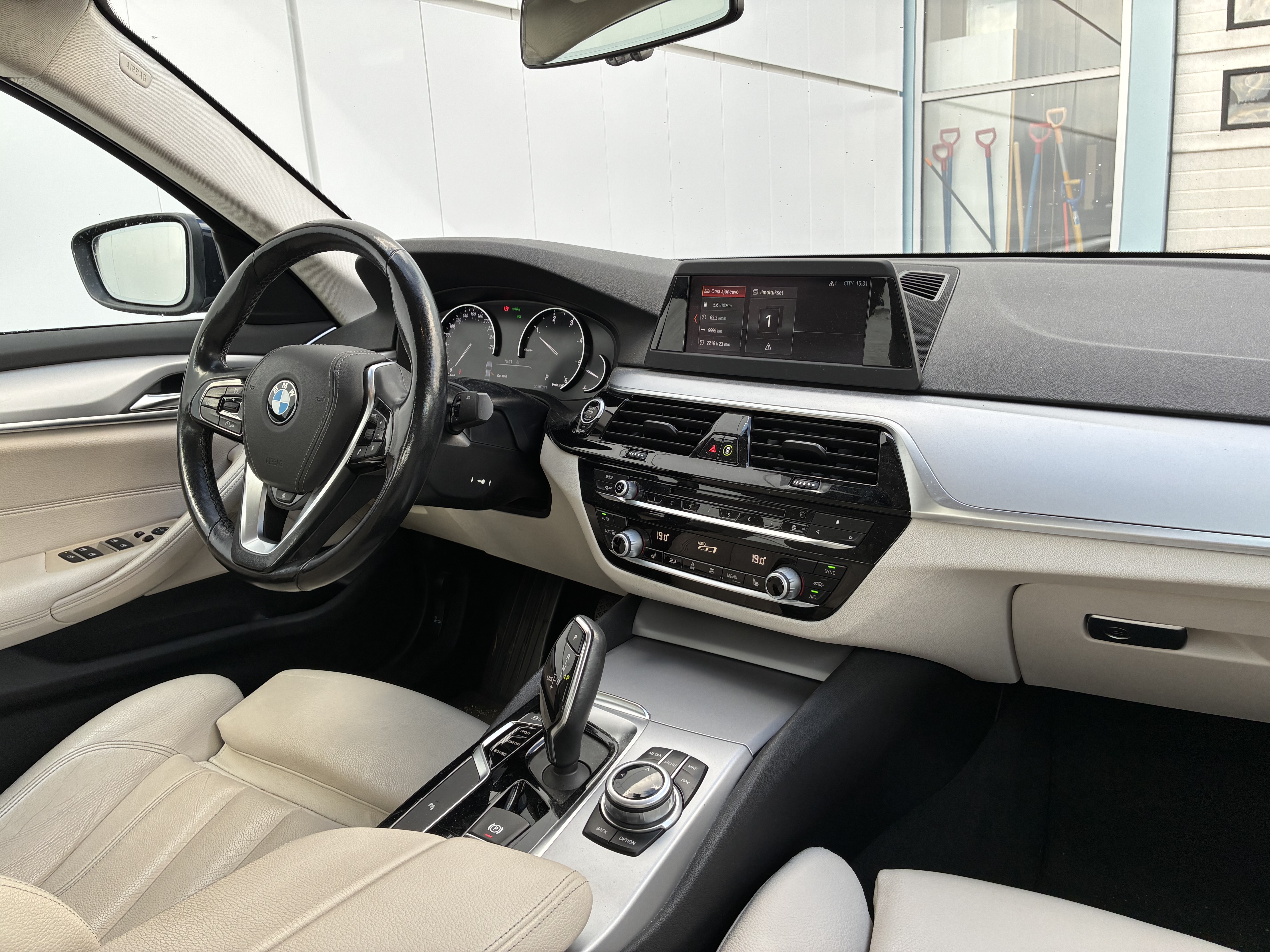 BMW 520 G30 Sedan 520d A xDrive Business 2018, photo 7/12