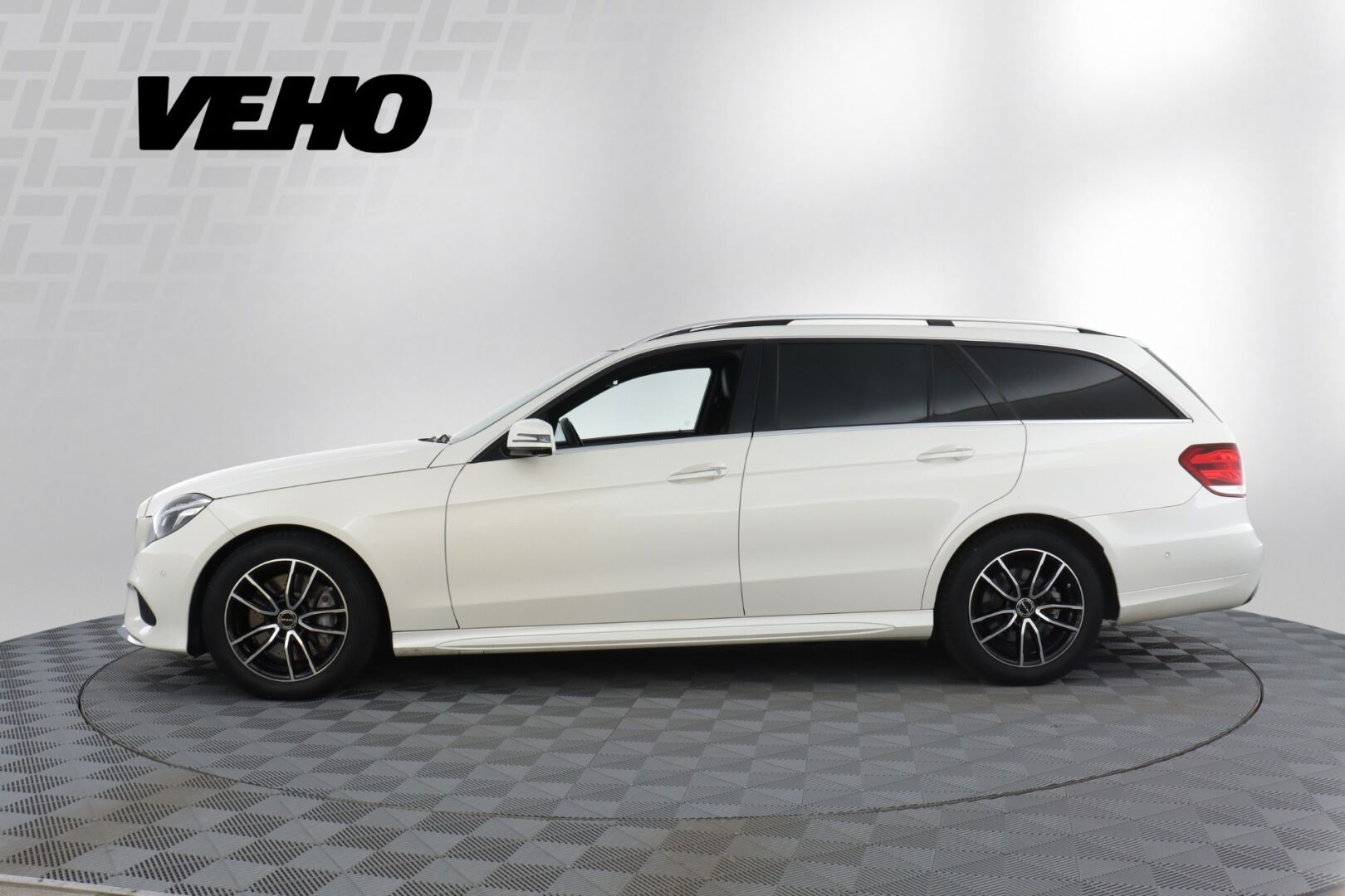 Mercedes-Benz E 2015, bild 2/21