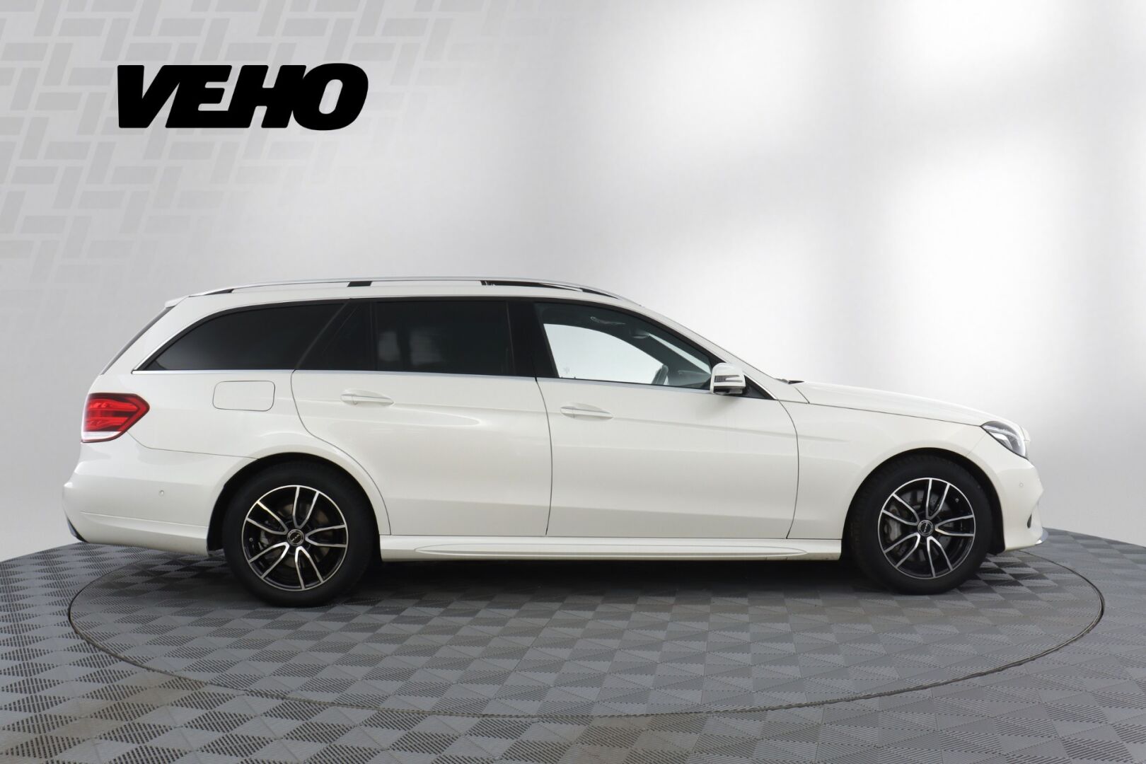Mercedes-Benz E 2015, bild 5/21