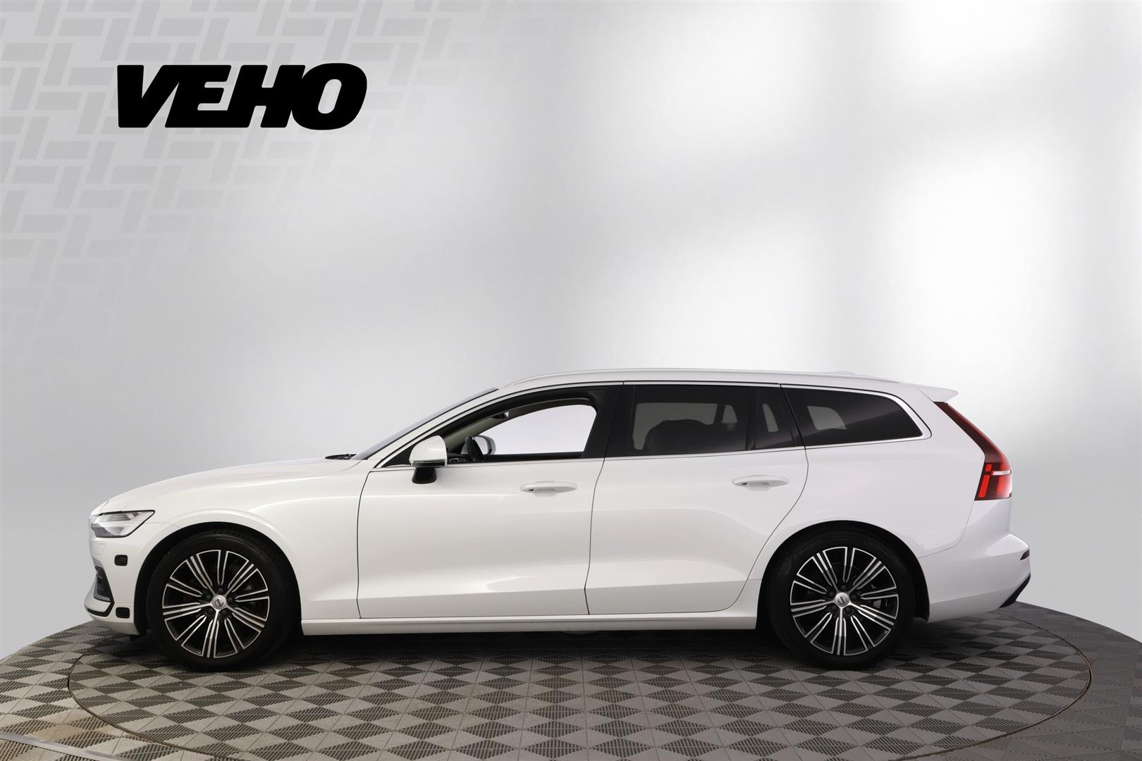 Volvo V60 D4 Business Inscription aut 2018, kuva 2/41