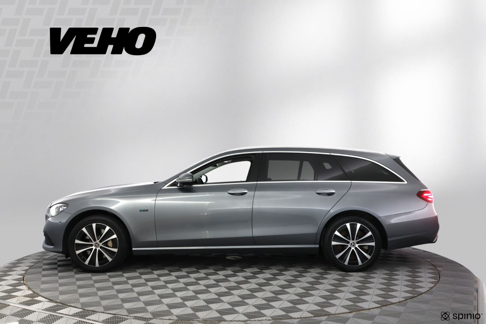 Mercedes-Benz E 2020, bild 2/29