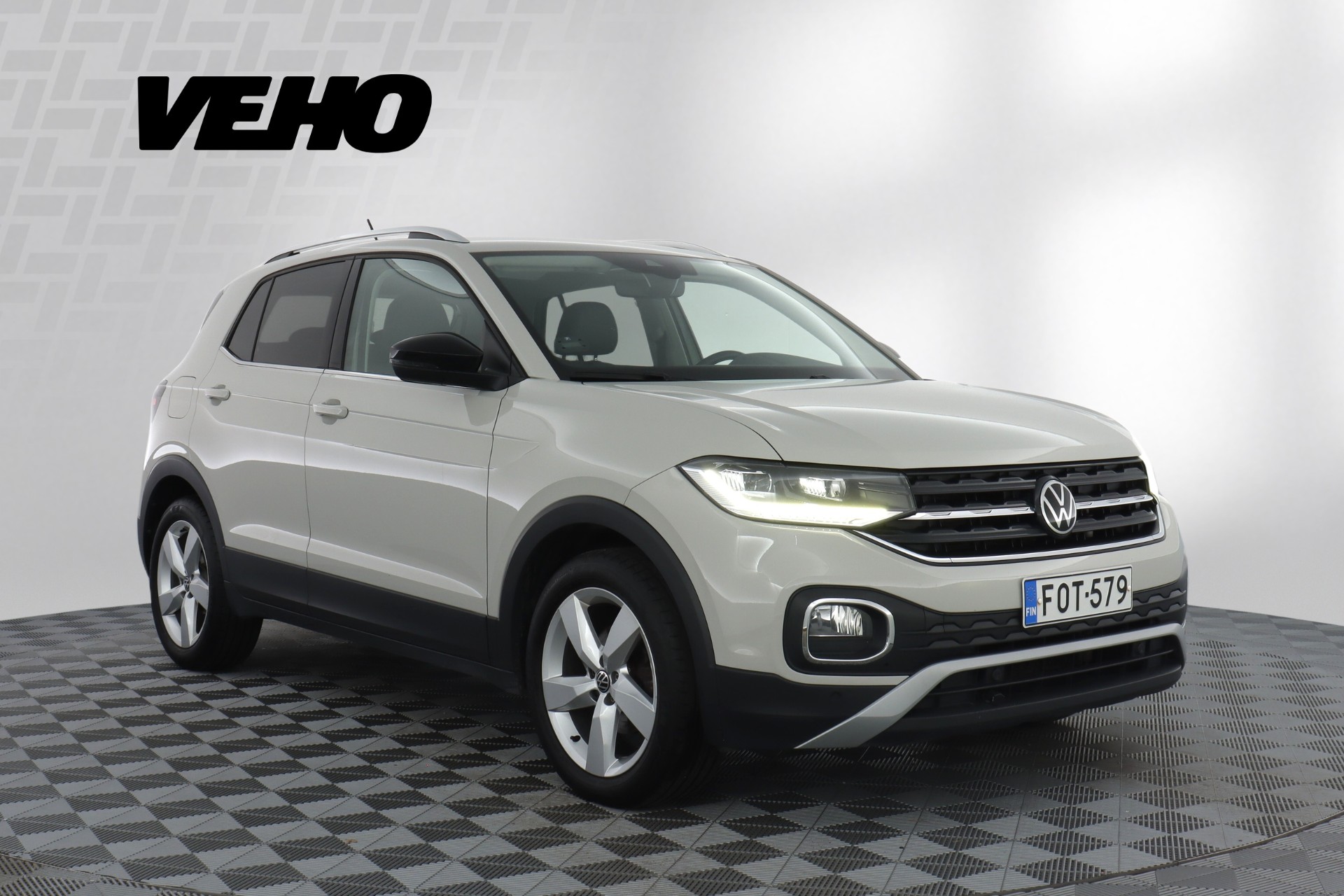 Volkswagen T-Cross 2022, photo 7/23