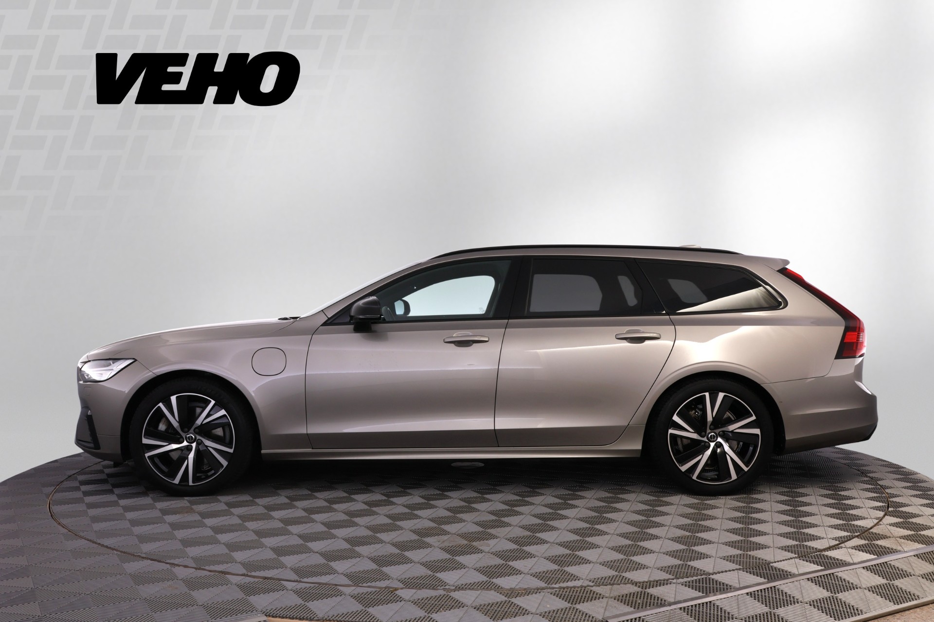 Volvo V90 2021, photo 2/34