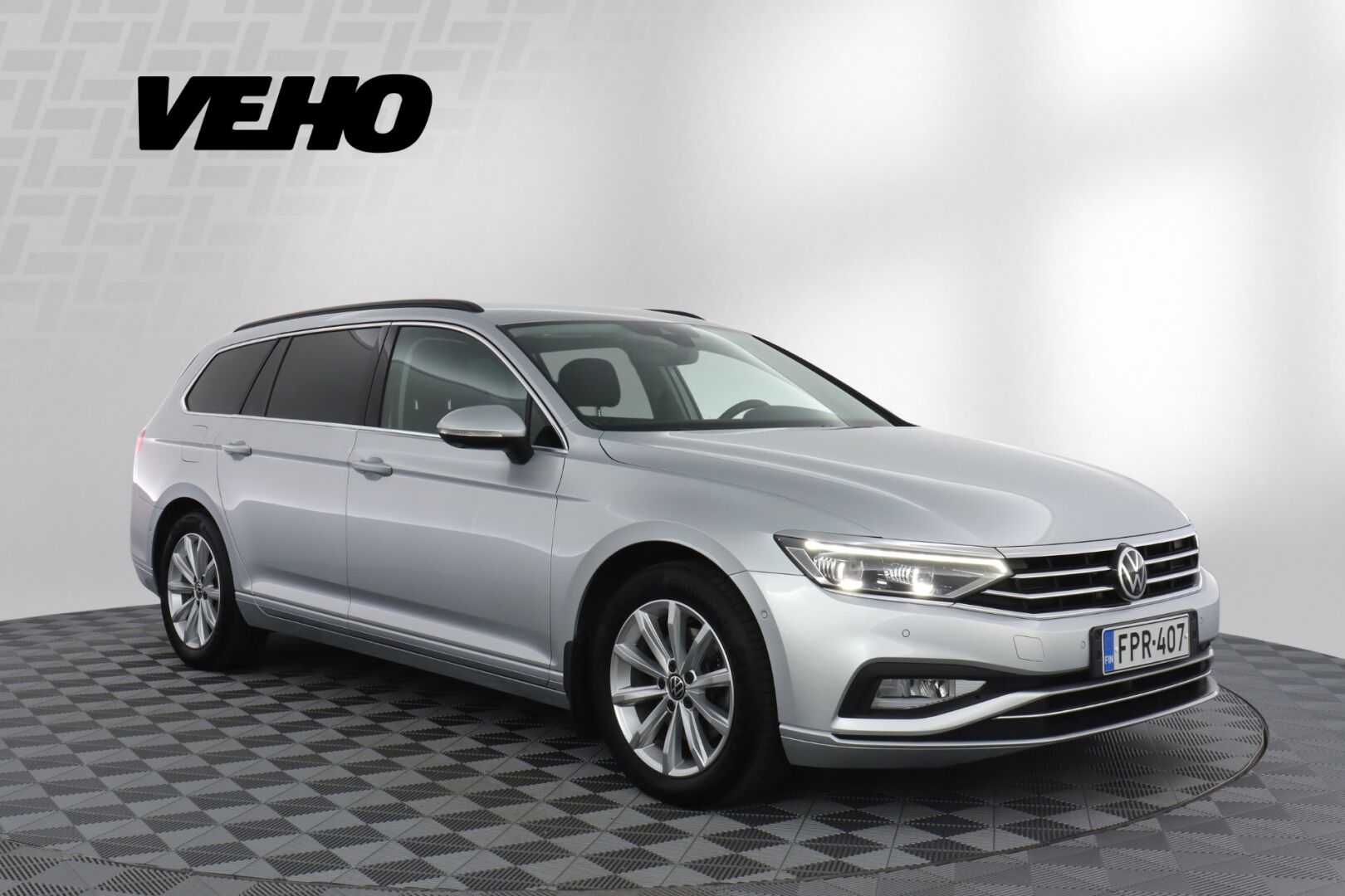 Volkswagen Passat 2020, bild 7/23