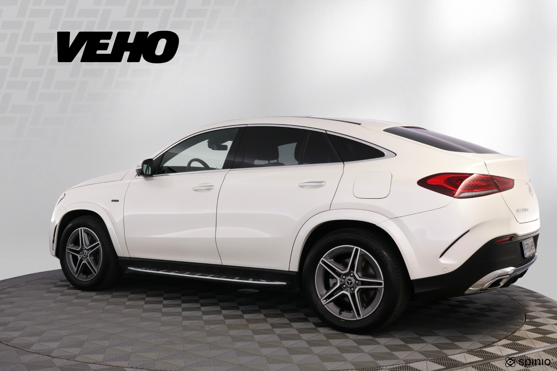 Mercedes-Benz GLE 2021, kuva 3/40