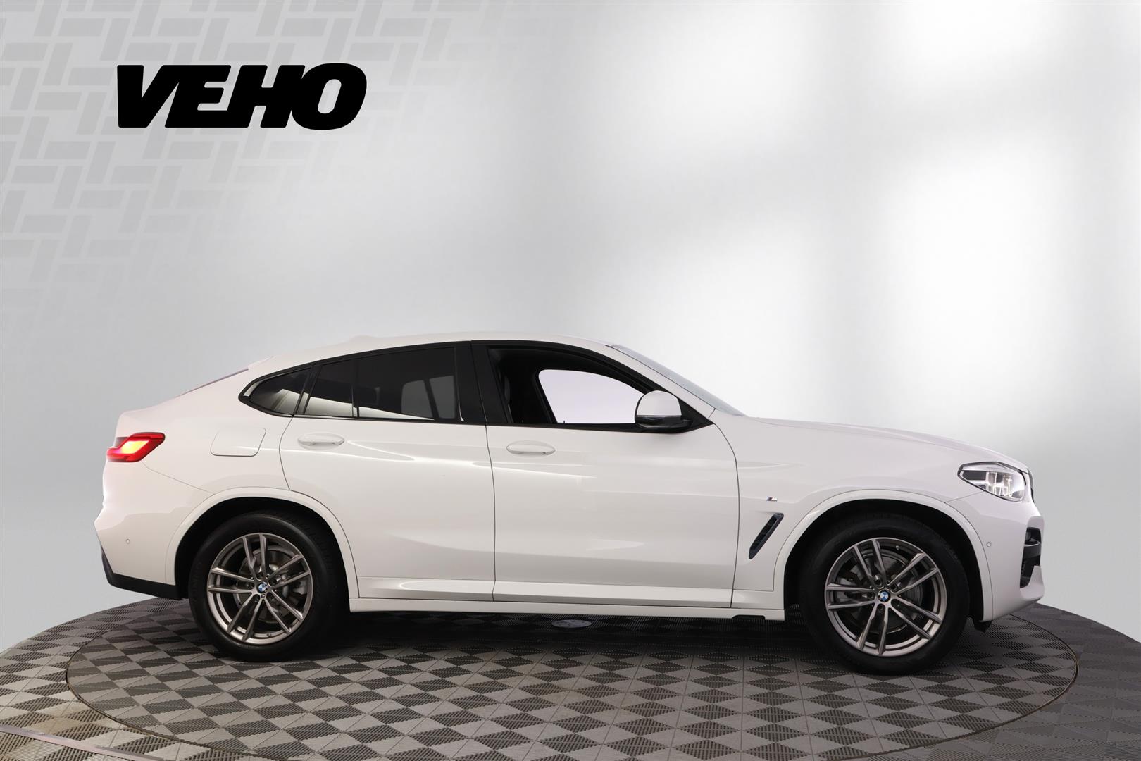 BMW X4 2021, kuva 6/36