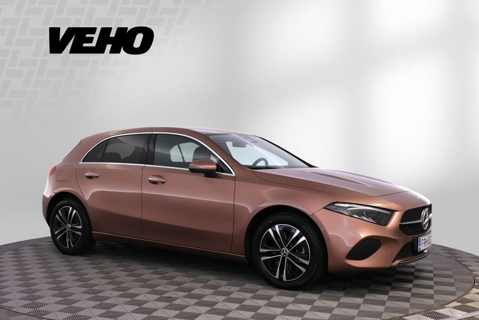 Mercedes-Benz A 250 e A 2023, bild 7/32