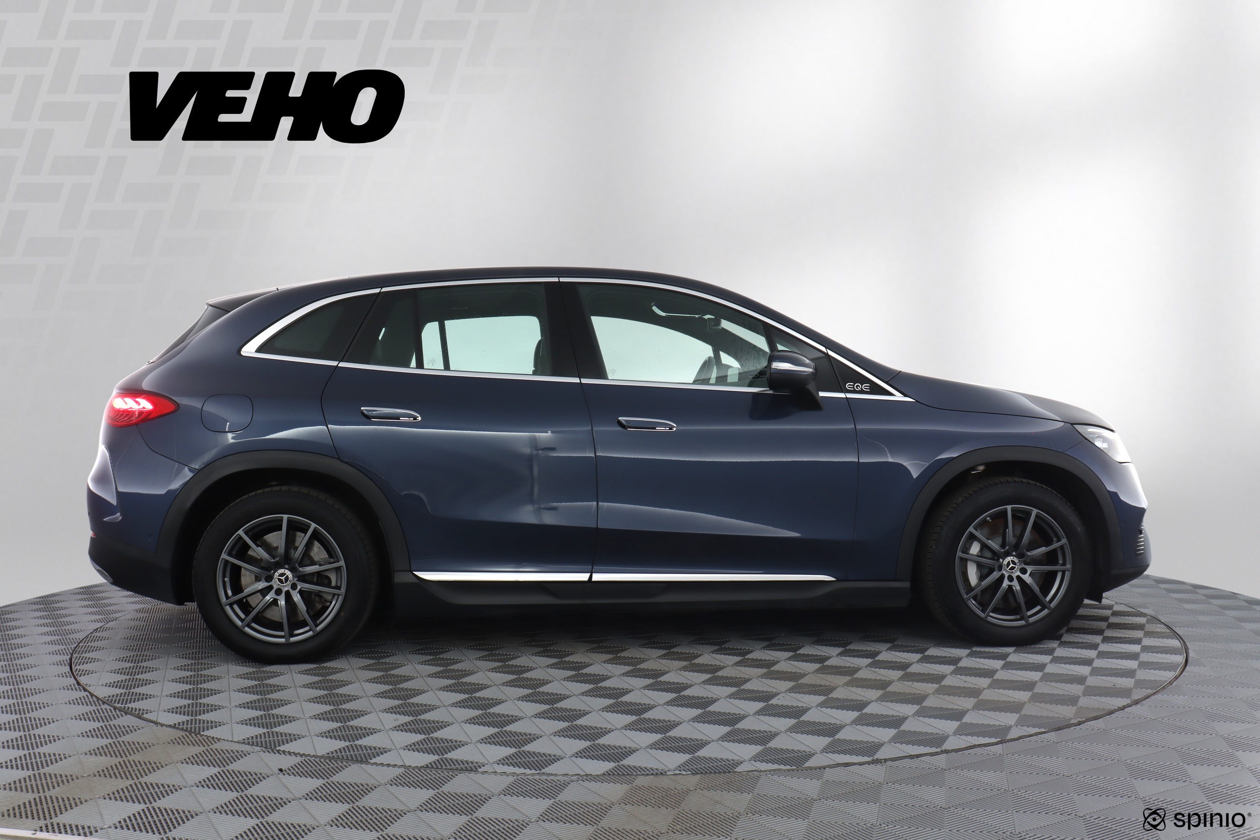 Mercedes-Benz EQE SUV 2023, kuva 6/23