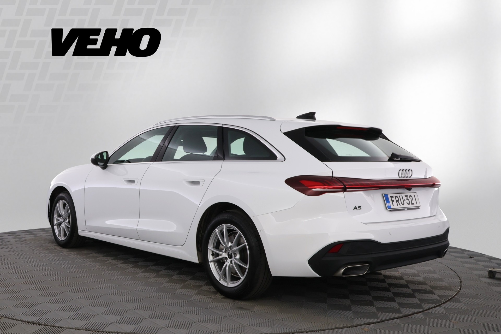 Audi A5 2024, kuva 3/27