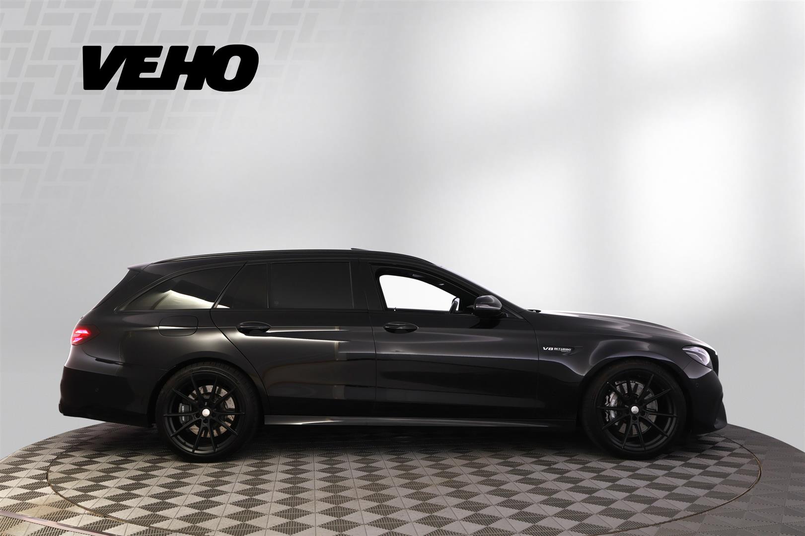 Mercedes-Benz E 63 AMG 2017, kuva 6/50