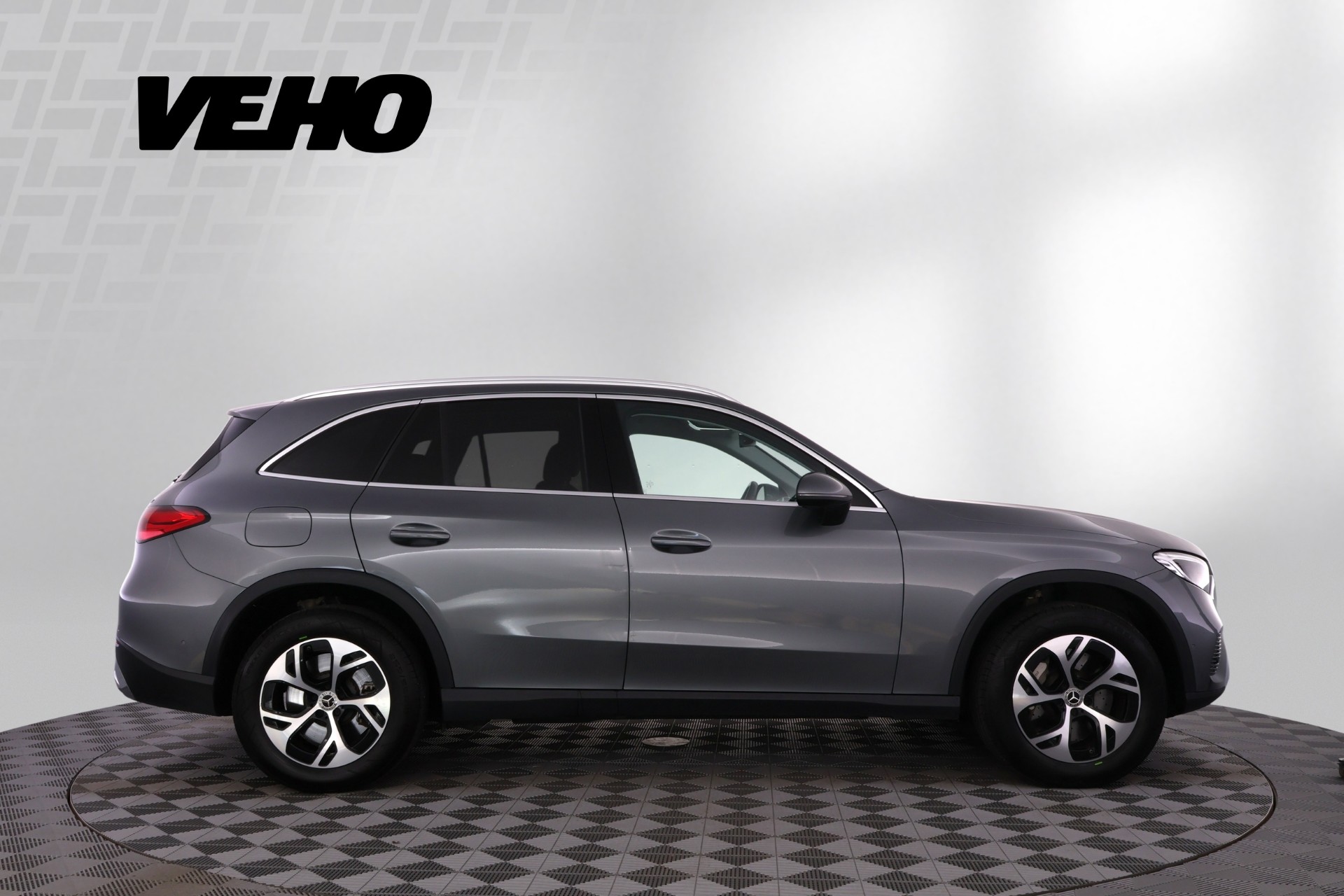 Mercedes-Benz GLC 300 e 4MATIC A 2023, photo 6/27