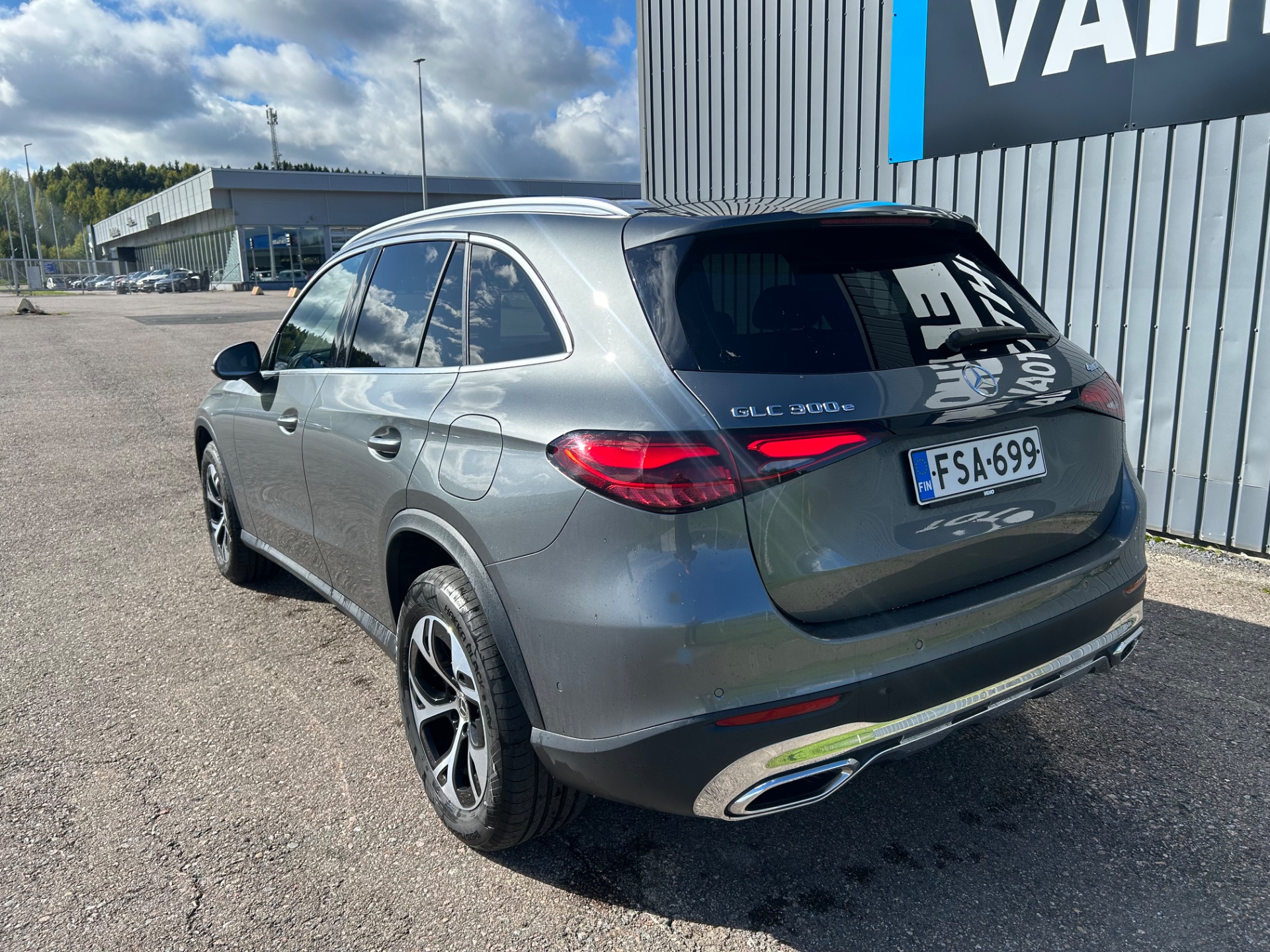 Mercedes-Benz GLC 300 e 4MATIC A 2023, photo 4/8