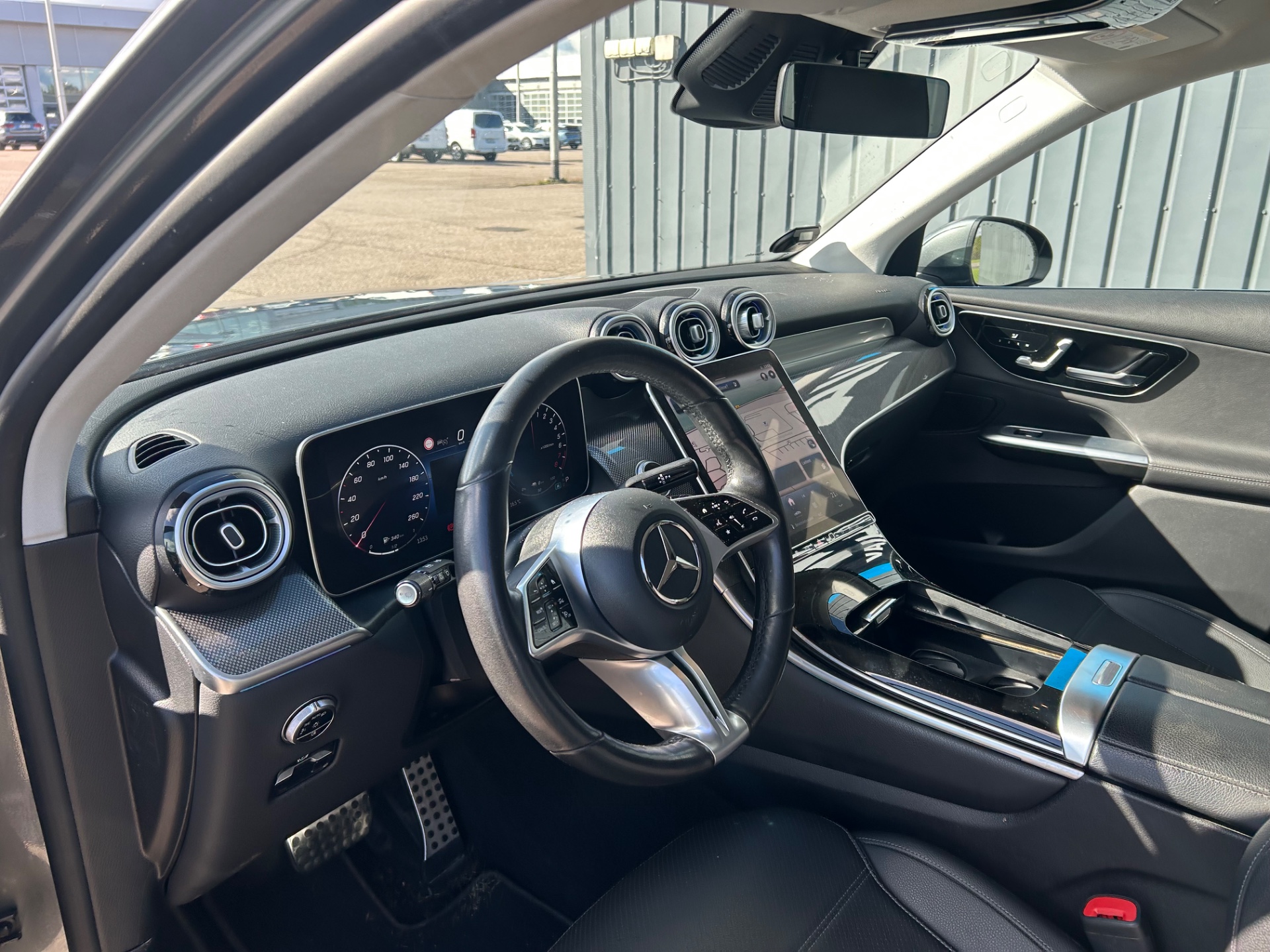 Mercedes-Benz GLC 300 e 4MATIC A 2023, photo 5/8