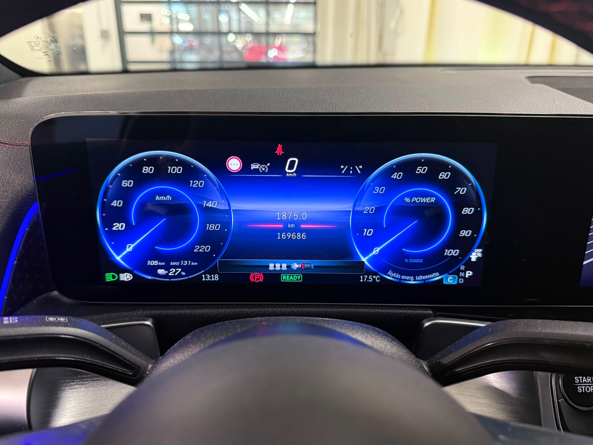 Mercedes-Benz EQB 300 4MATIC 2024, photo 6/11