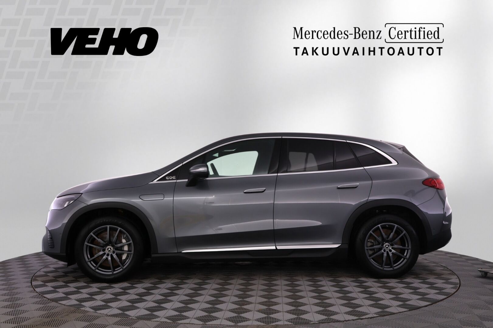 Mercedes-Benz EQE SUV 2025, bild 2/25