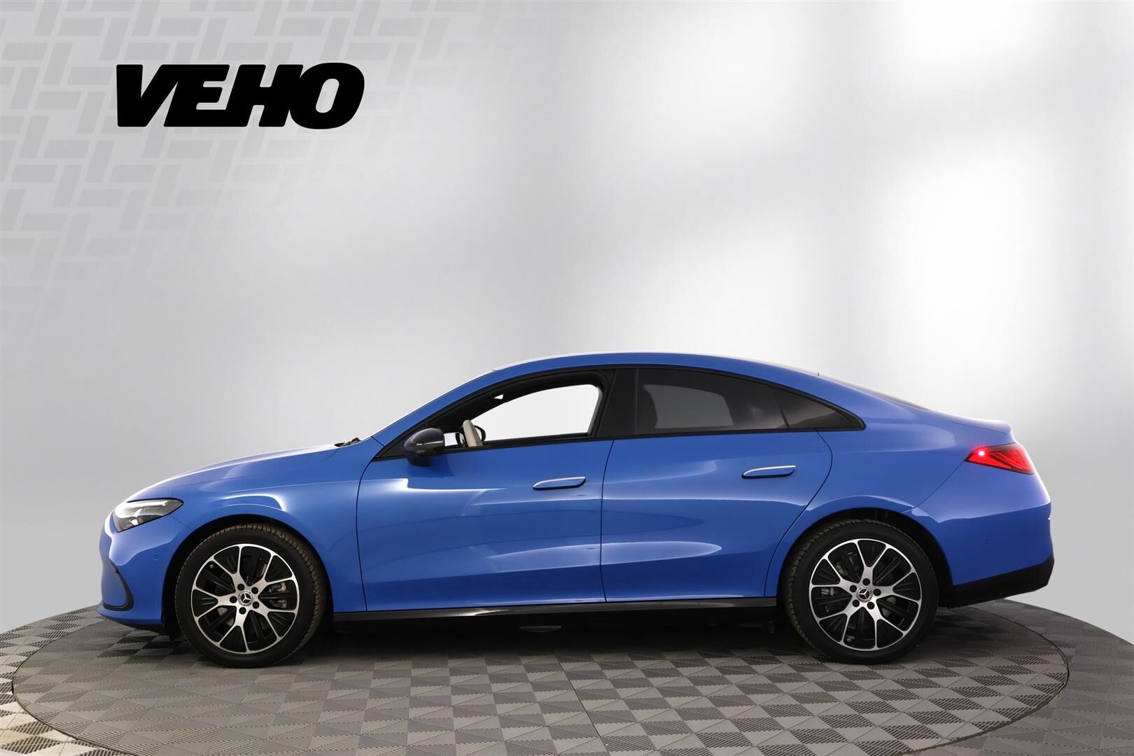 Mercedes-Benz CLA 250+ Night 2025, bild 2/37