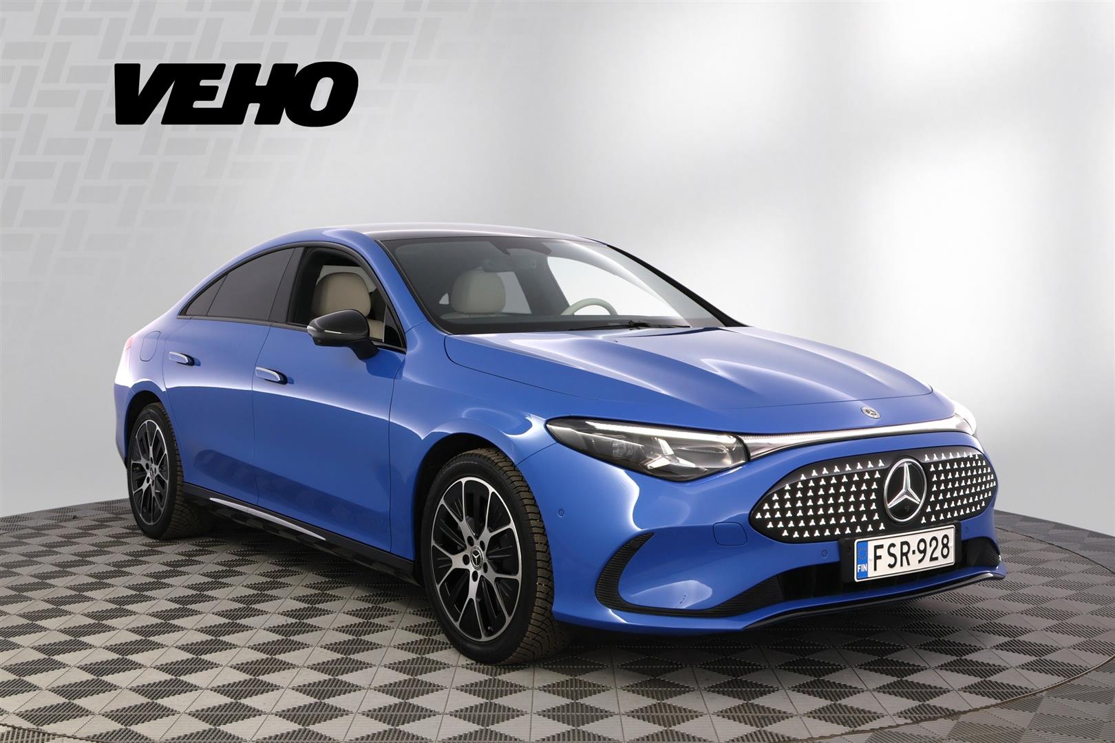 Mercedes-Benz CLA 250+ Night 2025, photo 7/37