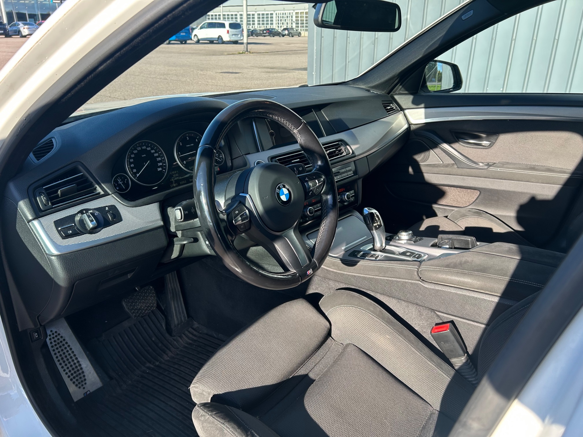 BMW 520 2014, kuva 5/12
